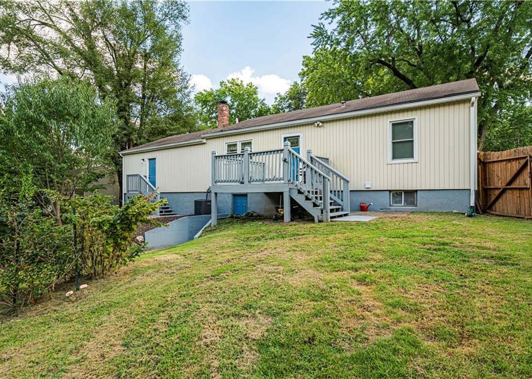 810 NE 83 Street — photo 36