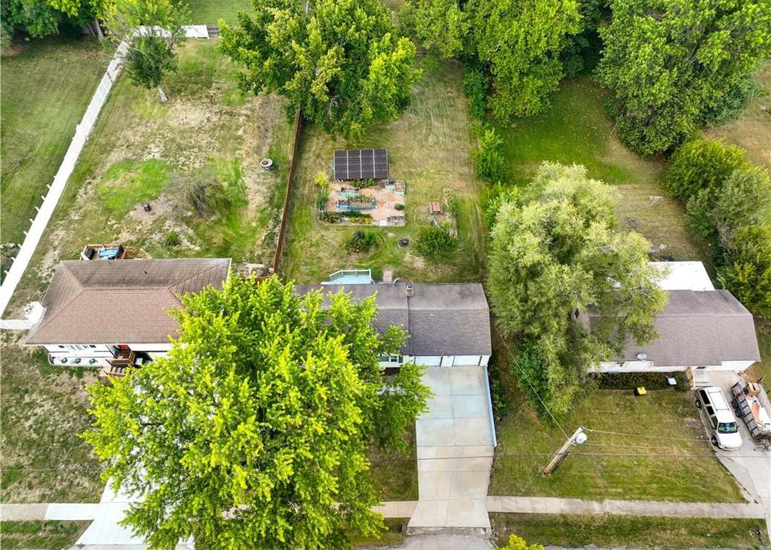 810 NE 83 Street — photo 38