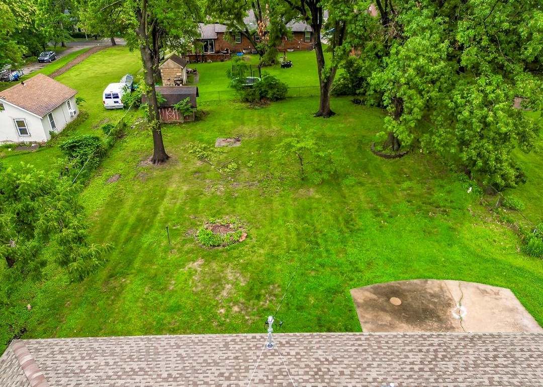 8129 W 56th Terrace — photo 32