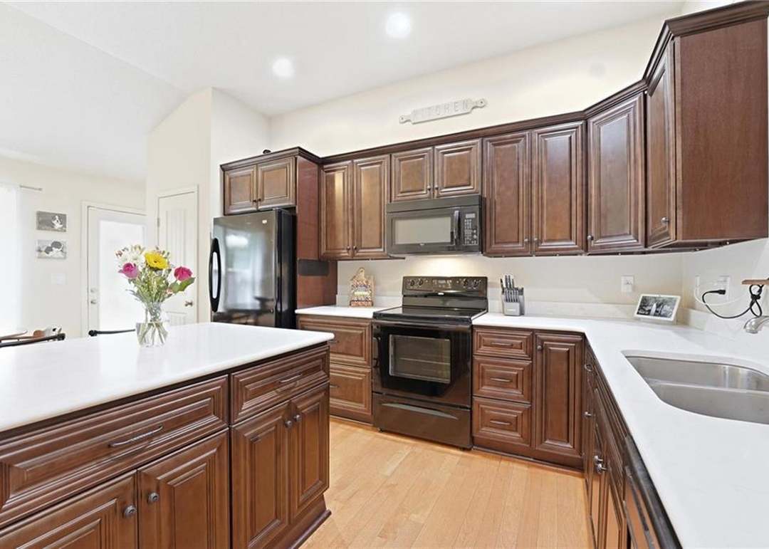 813 Emerson Drive — photo 13