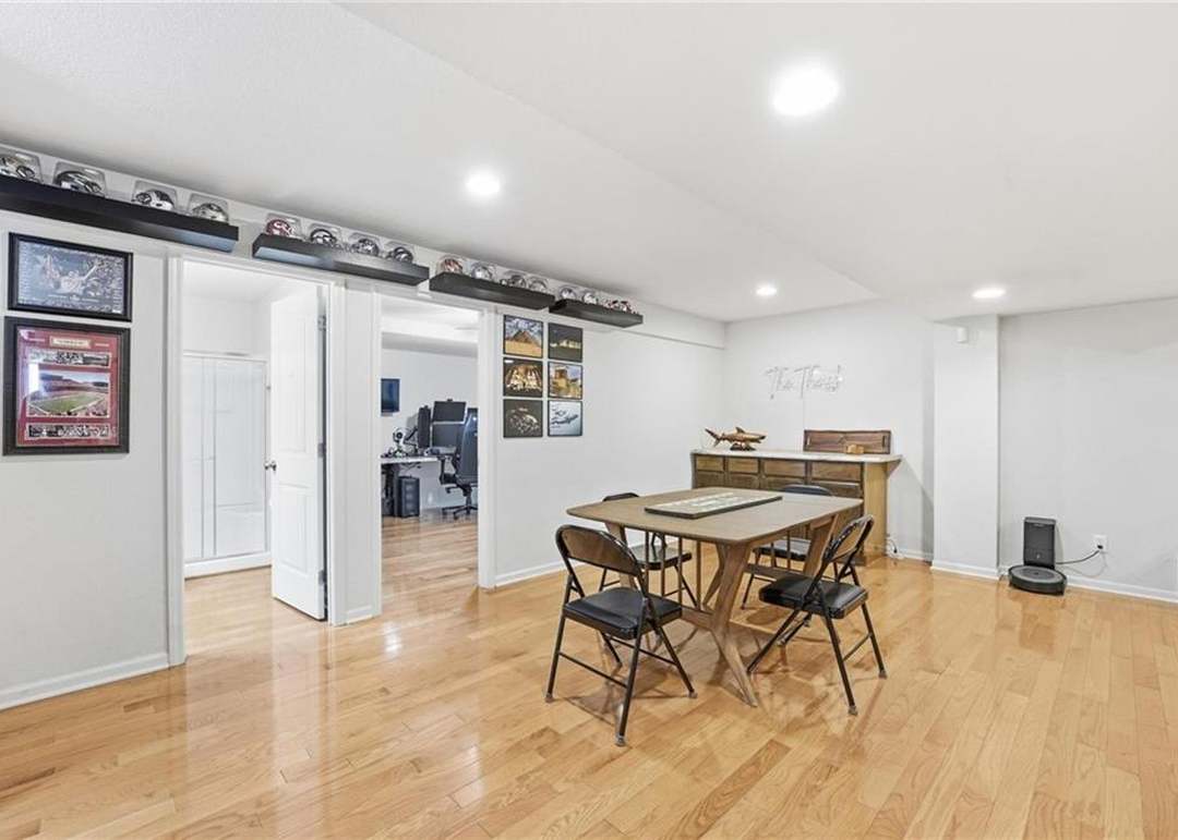 813 Emerson Drive — photo 30