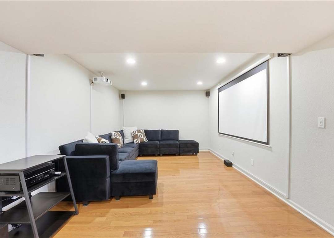 813 Emerson Drive — photo 34