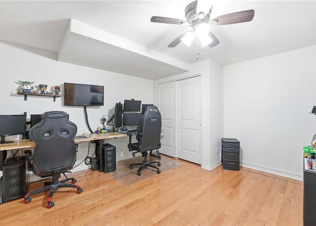 813 Emerson Drive — photo 36