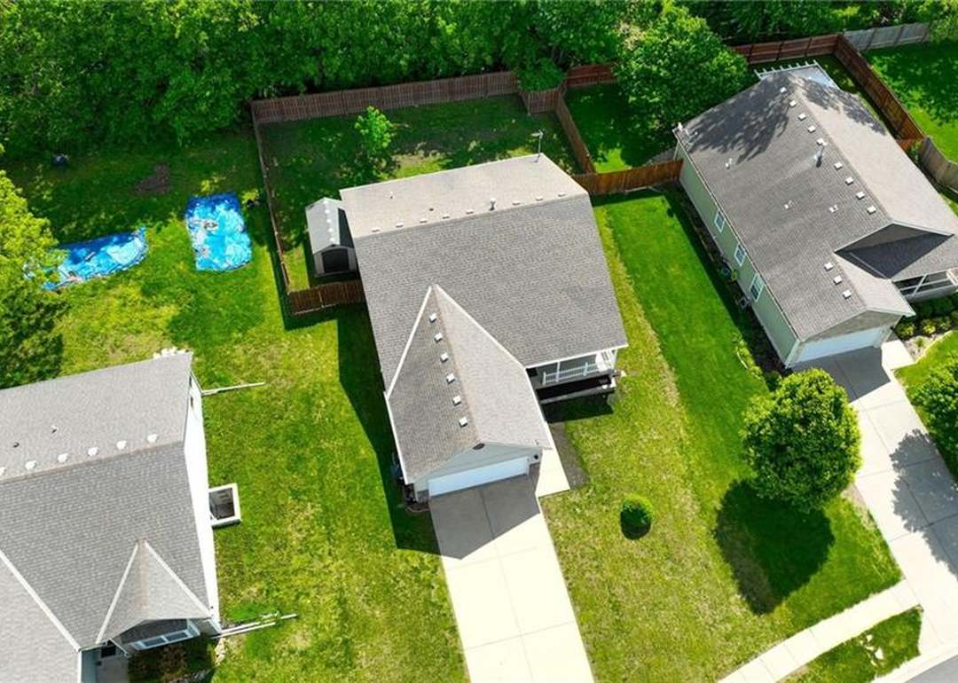 813 Emerson Drive — photo 40