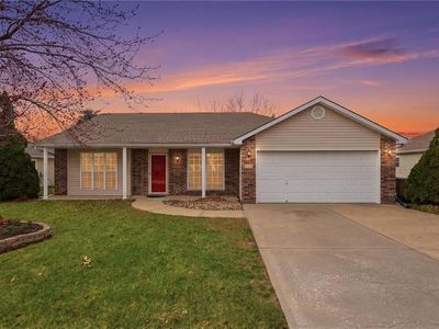 814 Coventry Lane, Raymore, MO