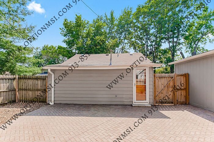 8149 Overland Park Drive — photo 31