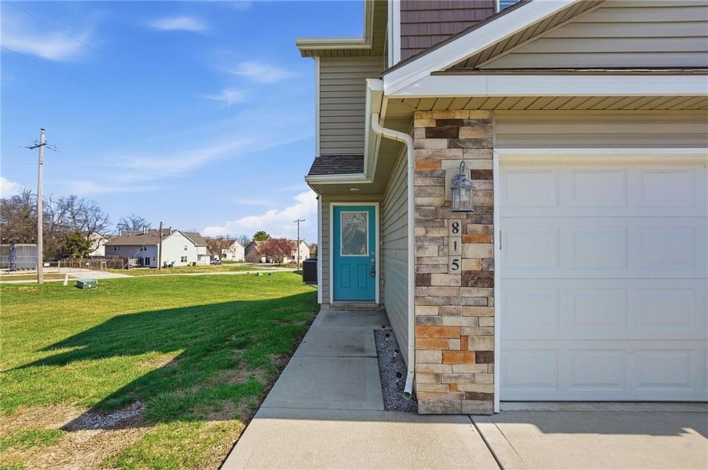 815 Raven Court, Belton, MO