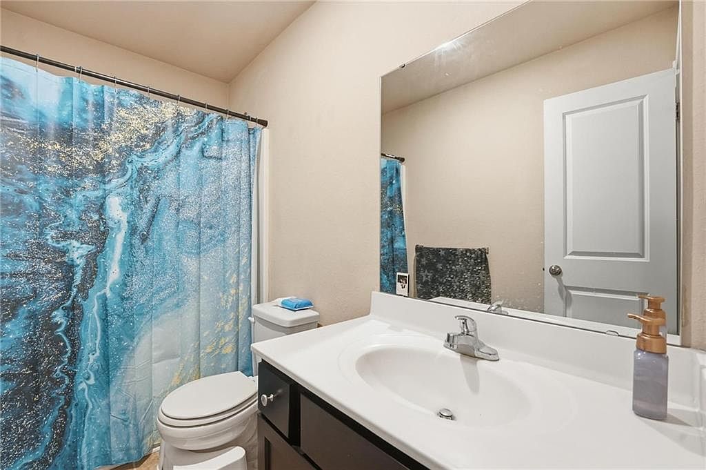 815 Raven Court — photo 12