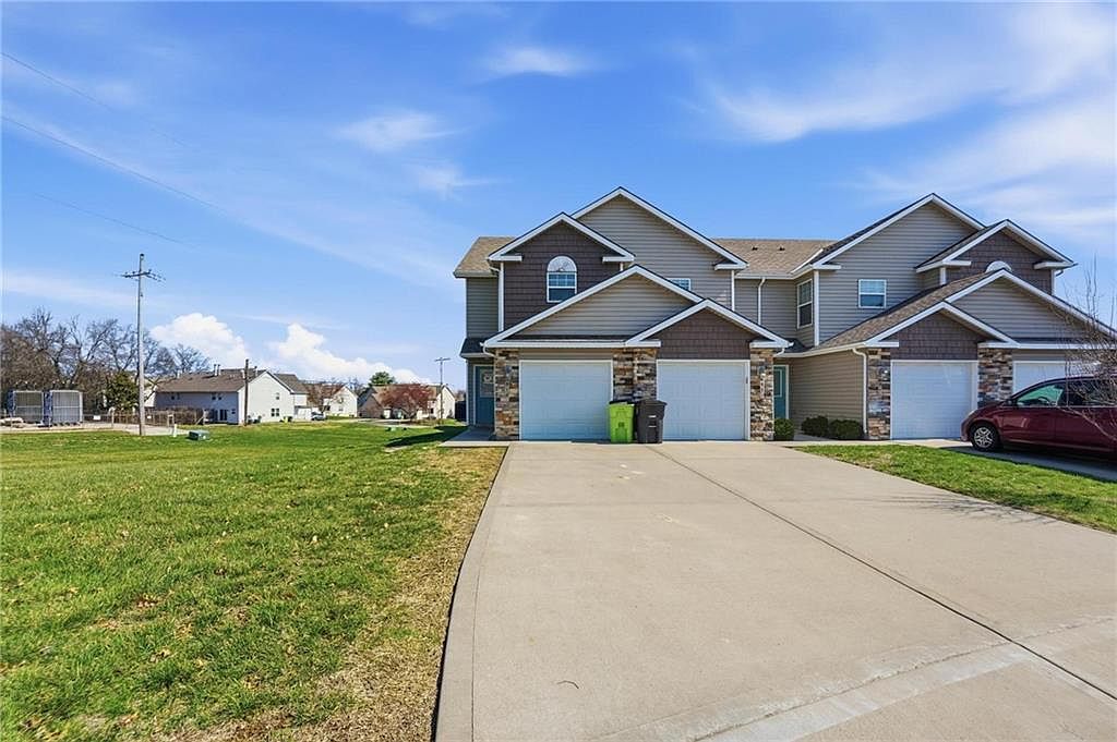 815 Raven Court — photo 15