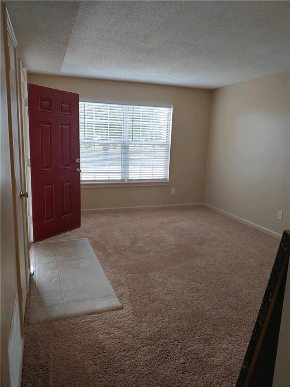 816 E Saddlewood Street — photo 3