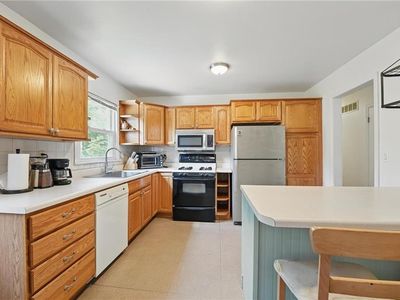 817 NE 46TH Terrace — photo 13