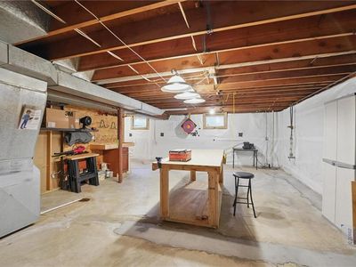 817 NE 46TH Terrace — photo 36