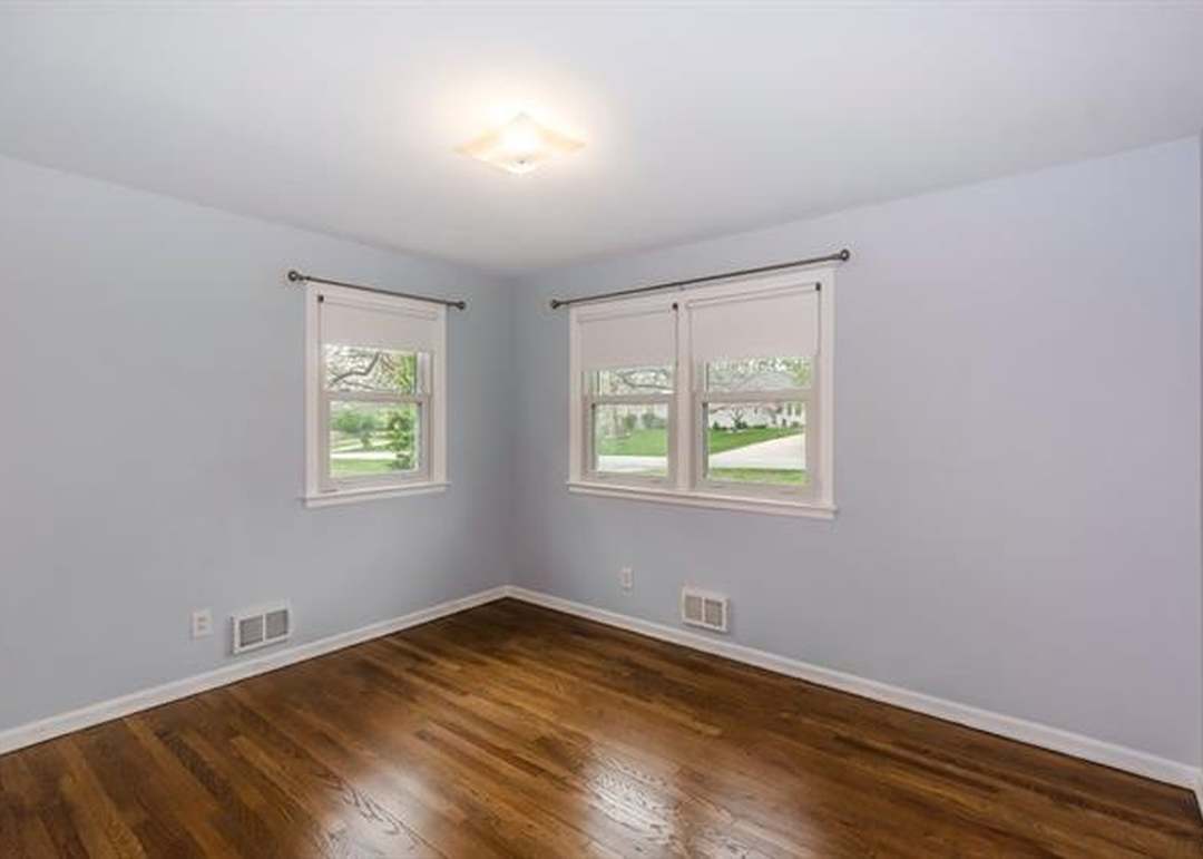 8207 Locust Street — photo 13