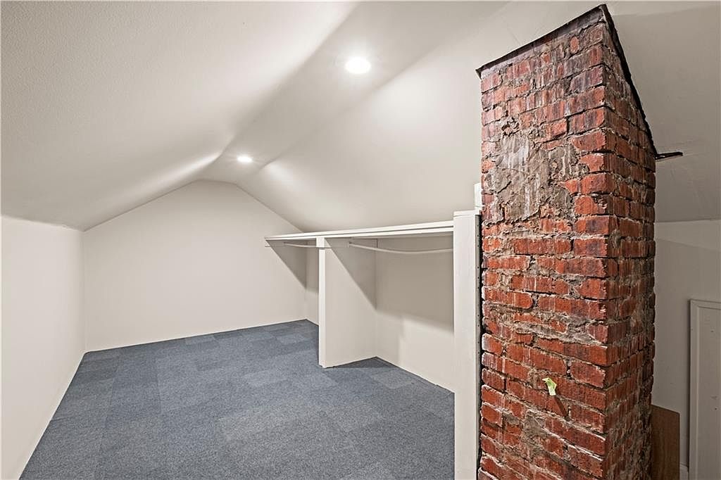8213 W 54th Terrace — photo 39