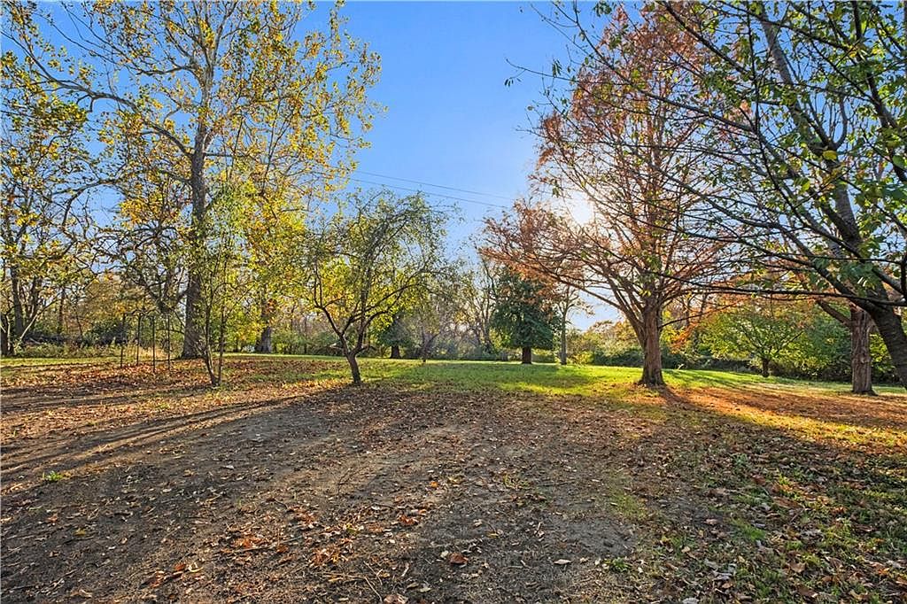 8213 W 54th Terrace — photo 47