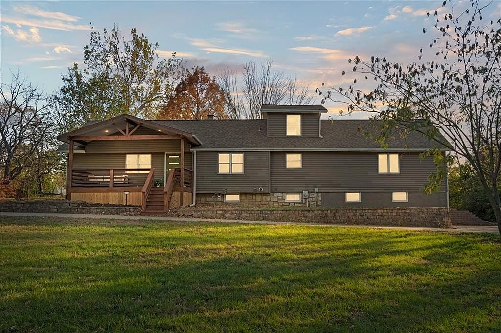 8213 W 54th Terrace — photo 57
