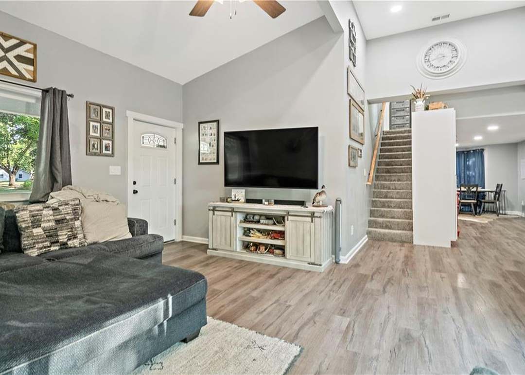 831 Church Street — photo 14