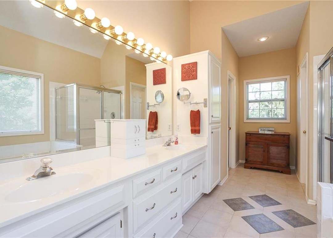 8315 W 154th Street — photo 31