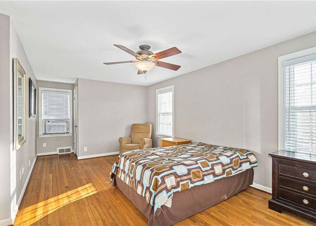 8317 Belleview Avenue — photo 5