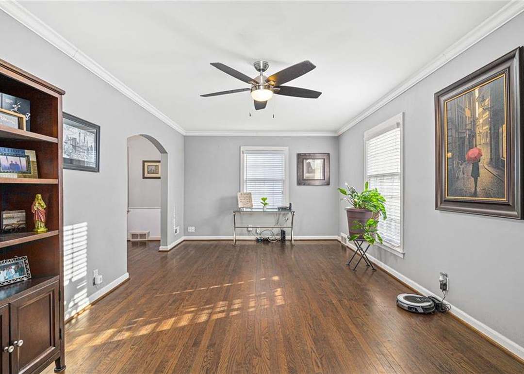 8317 Belleview Avenue — photo 11