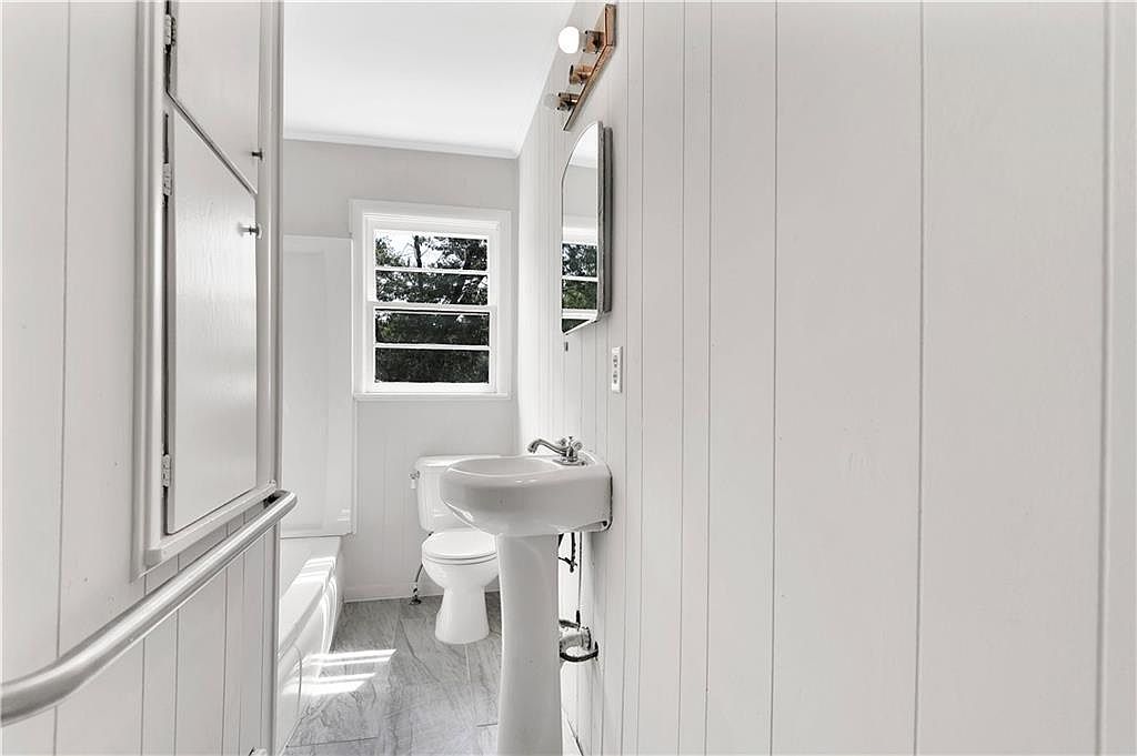 8319 W 77th Street — photo 11