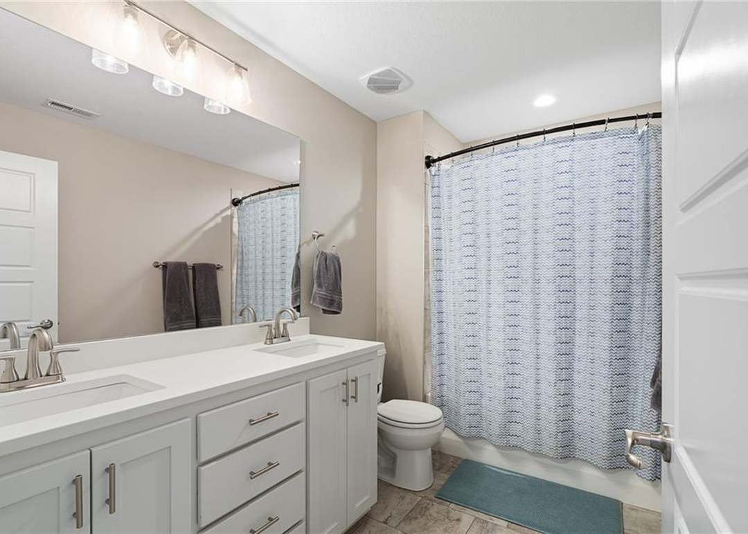 8328 Valley Spring Drive — photo 4
