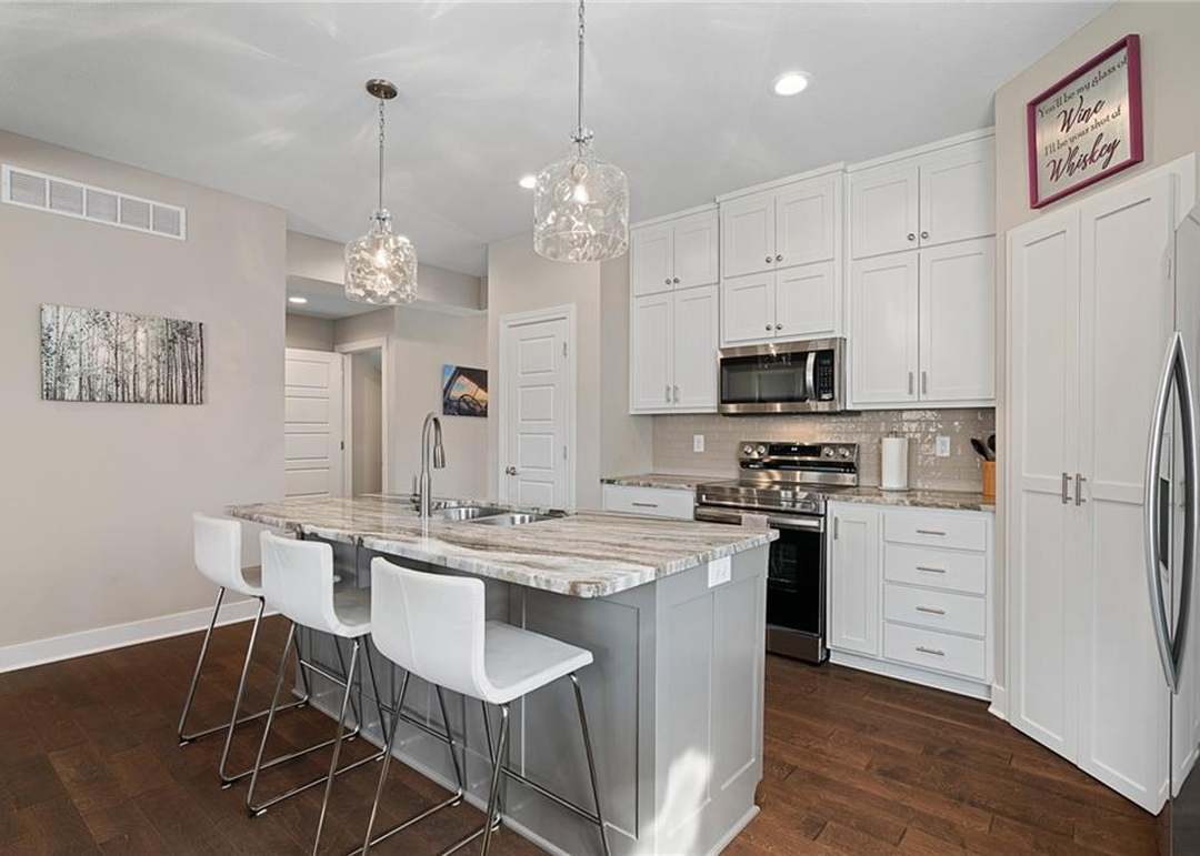 8328 Valley Spring Drive — photo 10