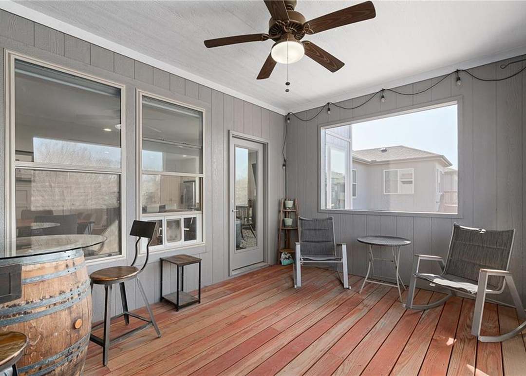 8328 Valley Spring Drive — photo 12