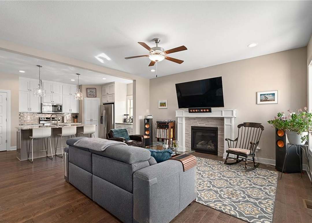8328 Valley Spring Drive — photo 30