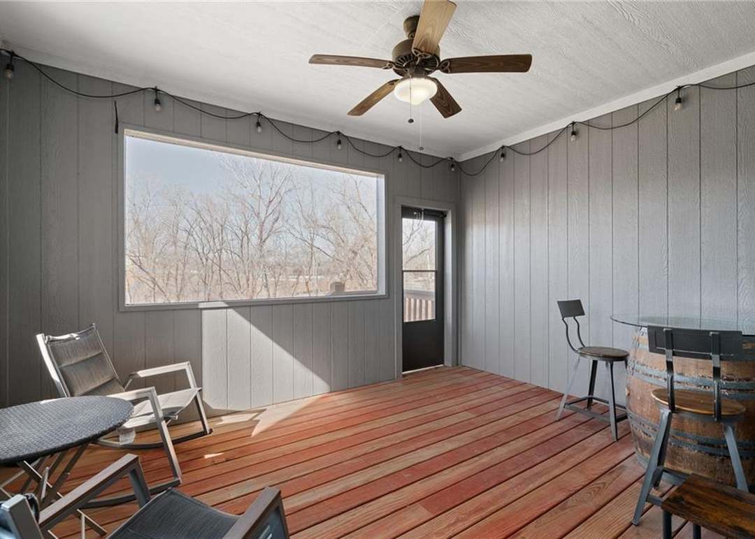 8328 Valley Spring Drive — photo 31