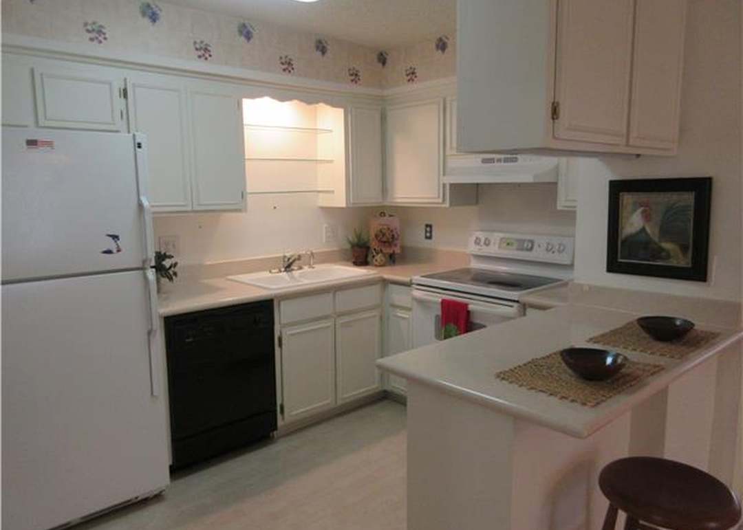 8333 Lowell Avenue — photo 8