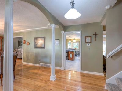 8333 Maywood Avenue — photo 6