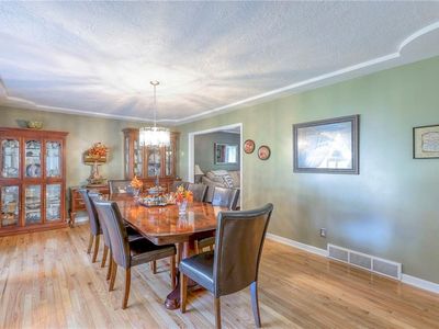 8333 Maywood Avenue — photo 9