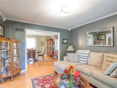 8333 Maywood Avenue — photo 13
