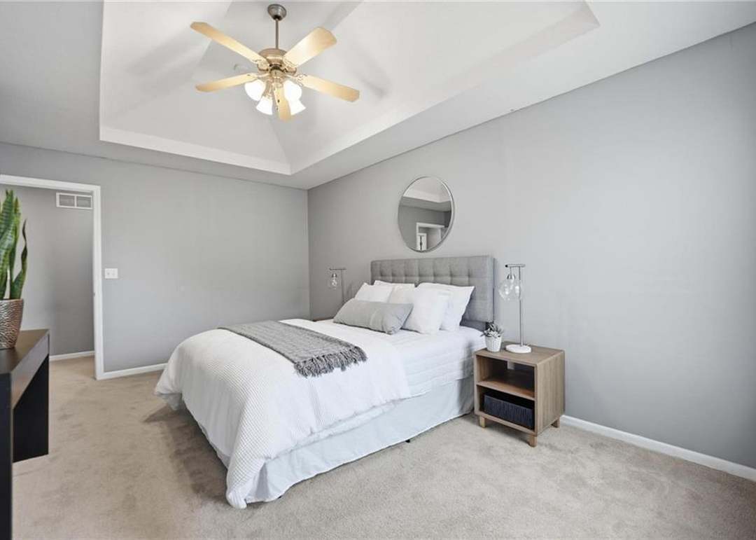 8335 N Kensington Avenue — photo 16