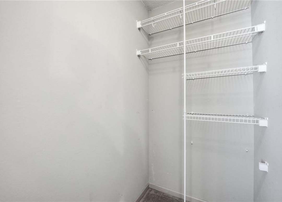 8335 N Kensington Avenue — photo 21