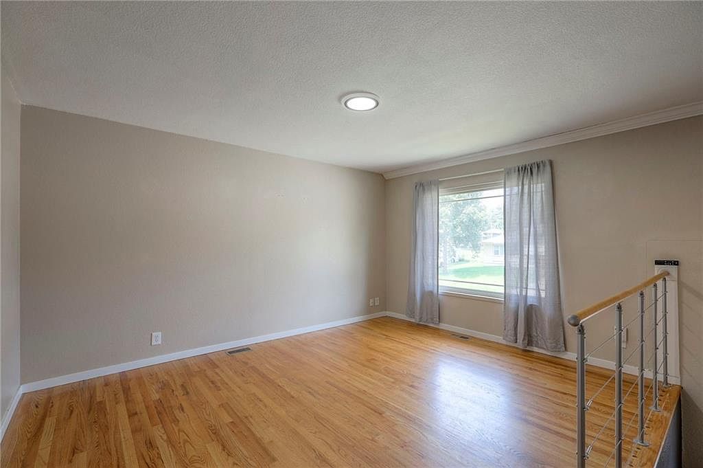 8409 E 93rd Street — photo 6