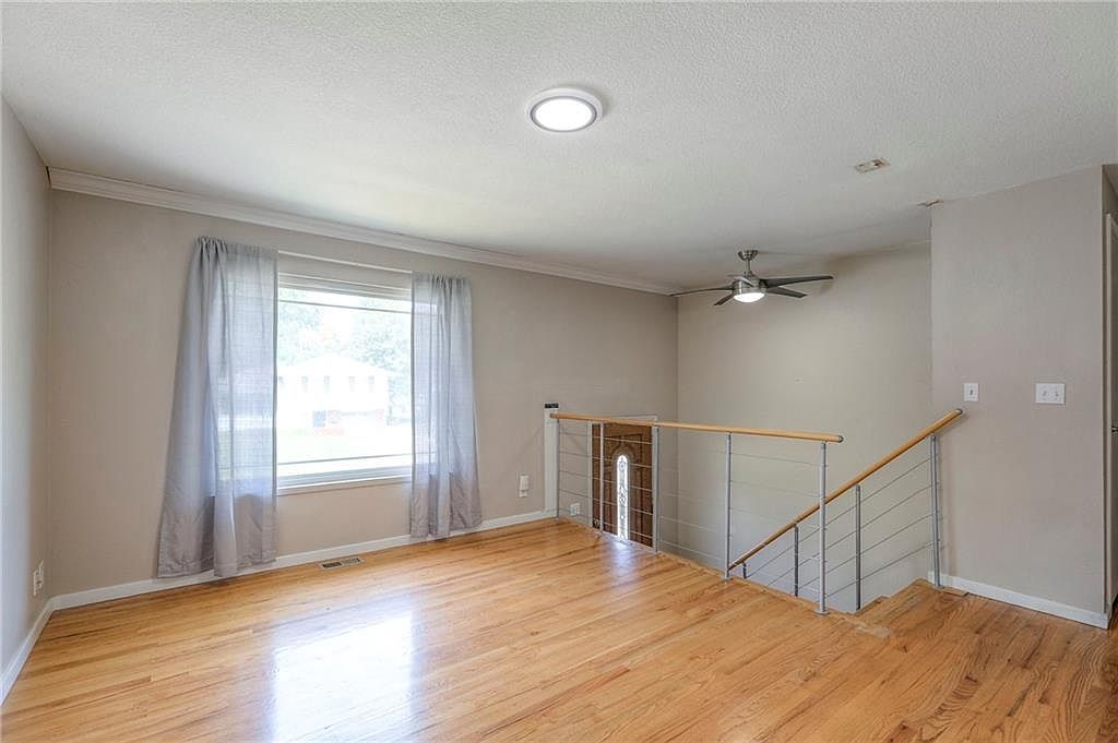 8409 E 93rd Street — photo 7