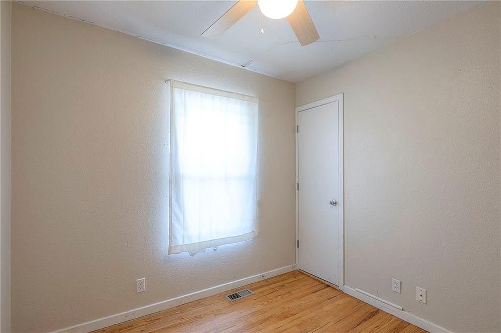 8409 E 93rd Street — photo 18