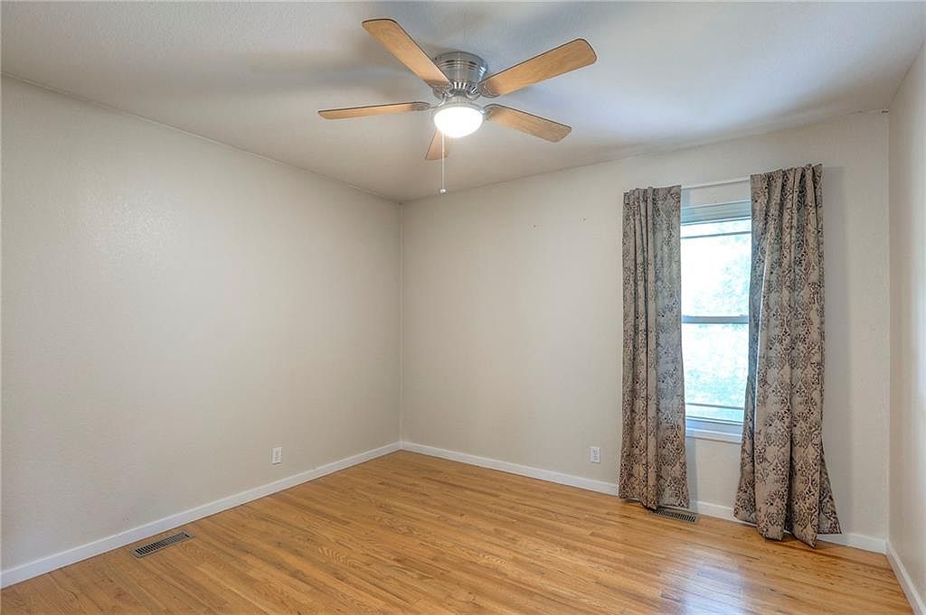 8409 E 93rd Street — photo 23