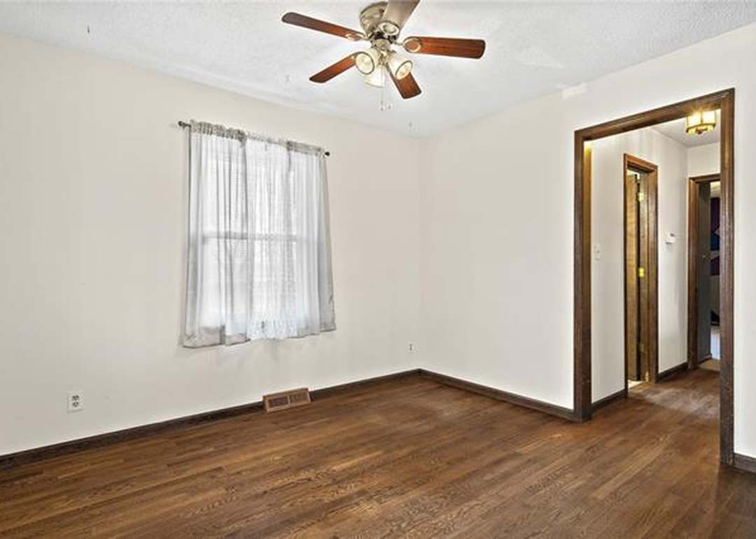 843 S 76th Street — photo 17