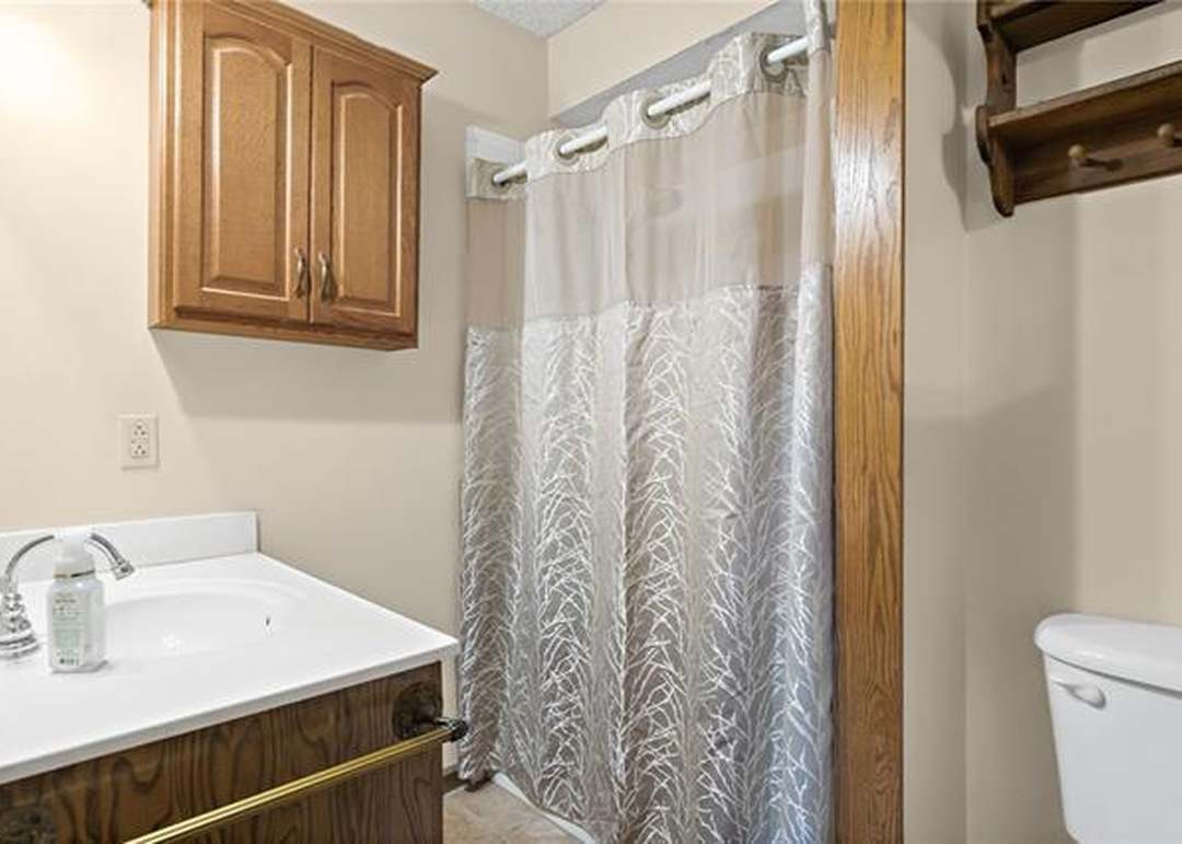 843 S 76th Street — photo 28