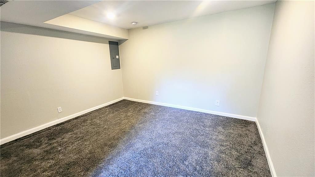 8430 OAK Street — photo 22