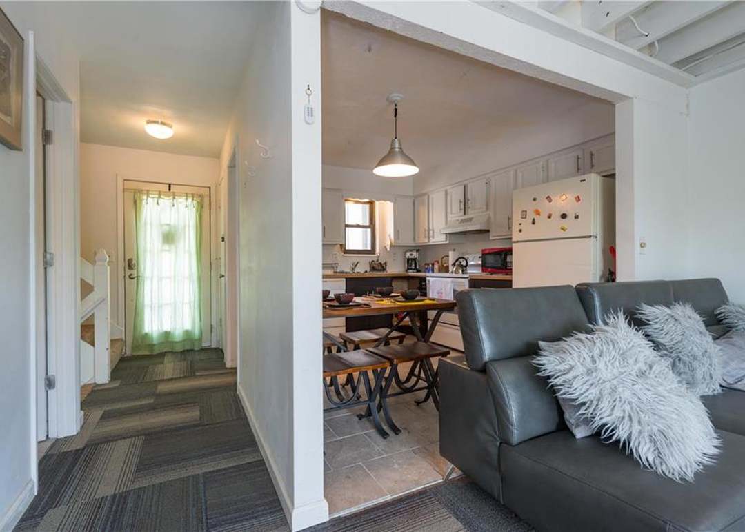 845 LAKEVIEW Drive — photo 5