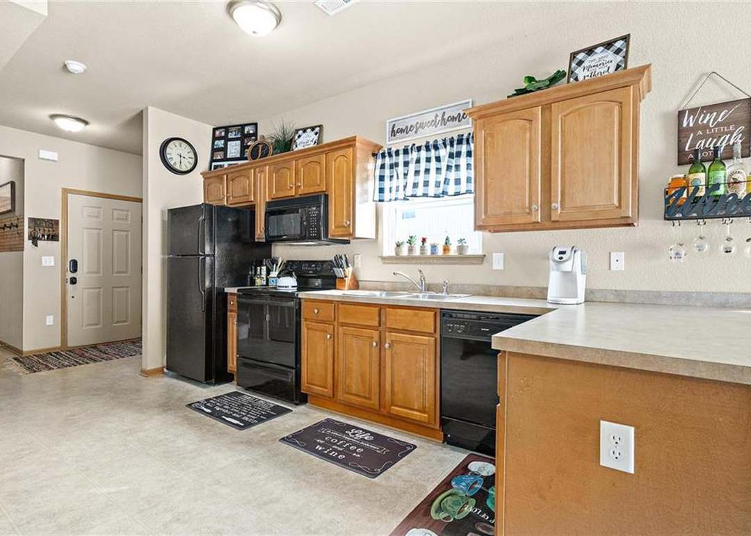 846 S Woodson Court — photo 12