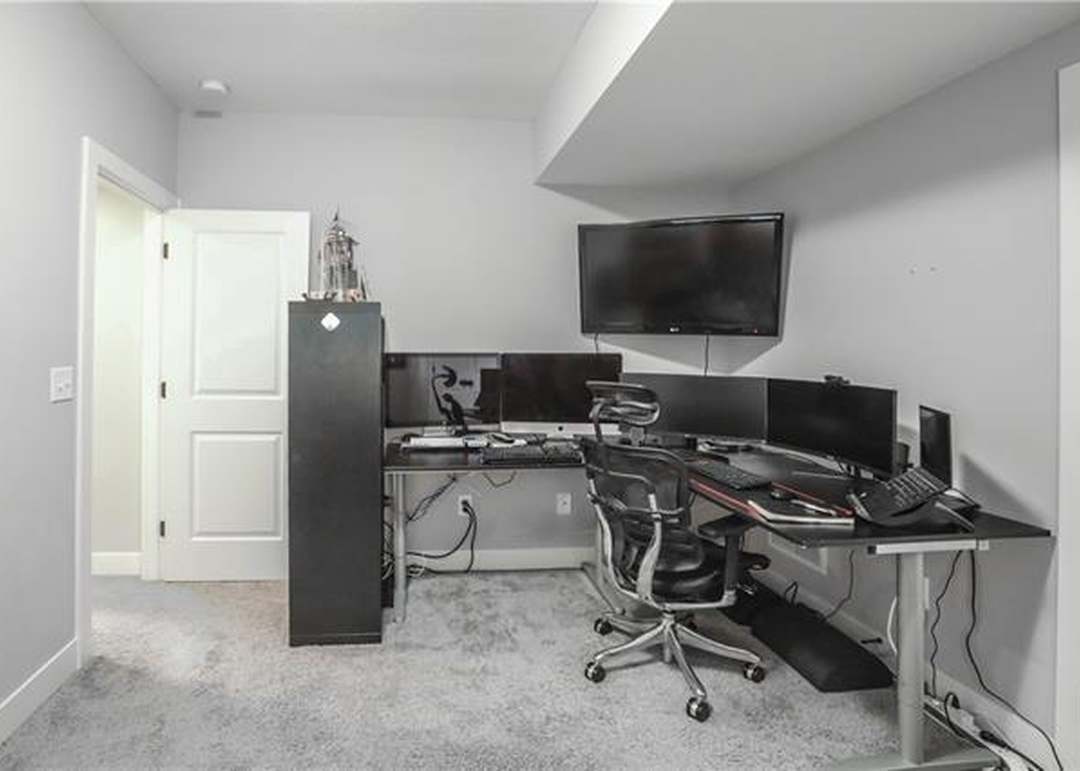 8500 Valley Spring Drive — photo 5