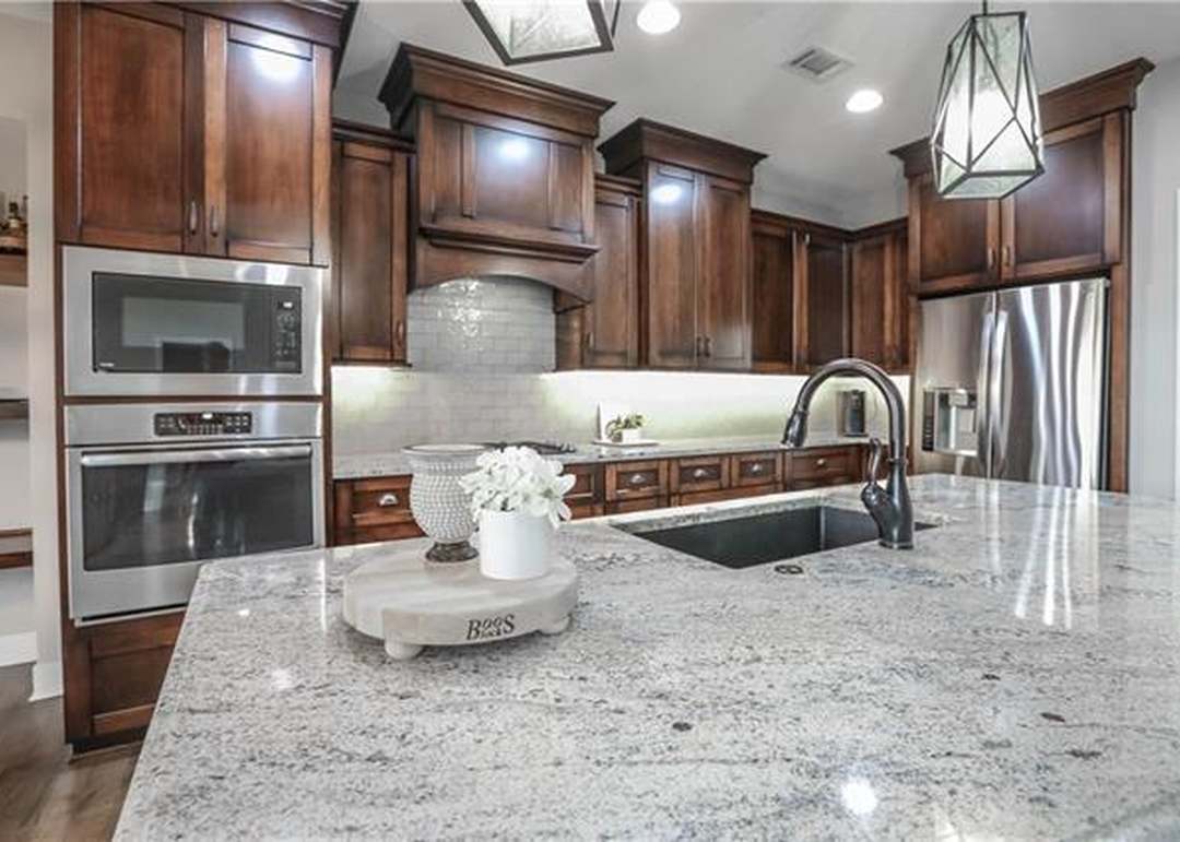 8500 Valley Spring Drive — photo 6