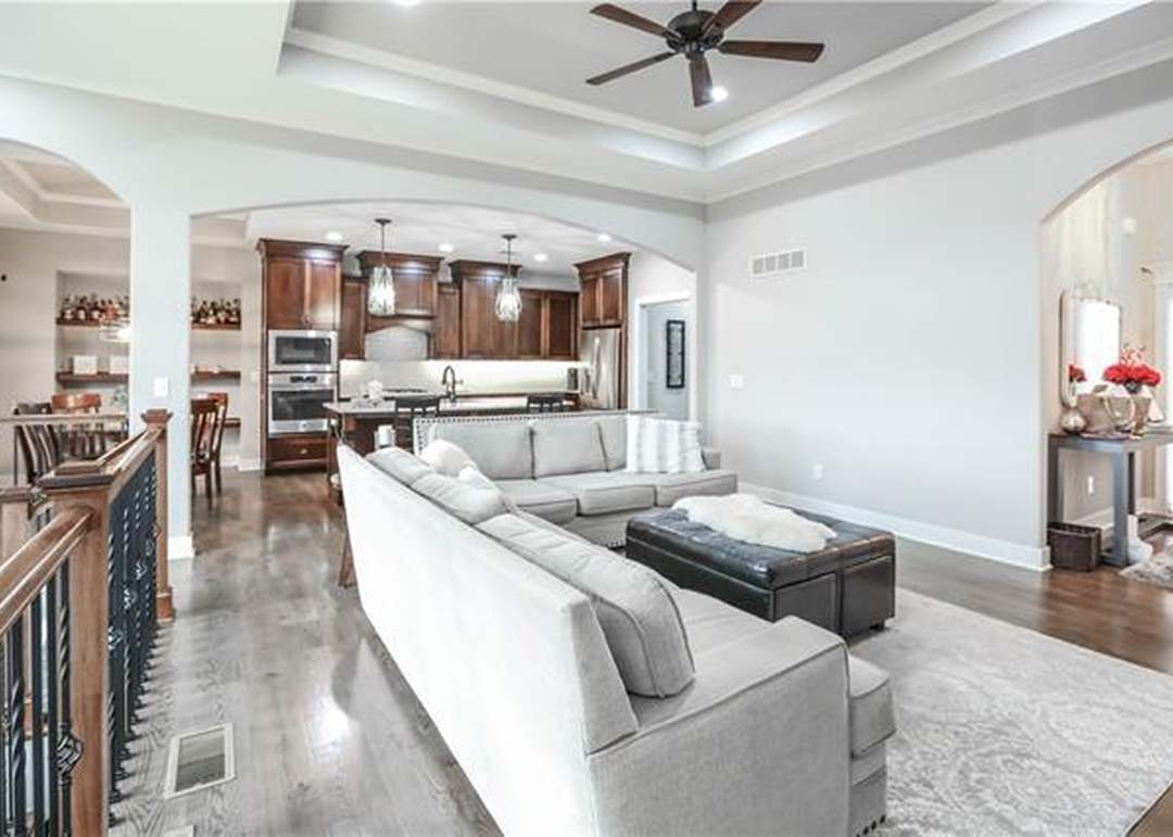 8500 Valley Spring Drive — photo 10
