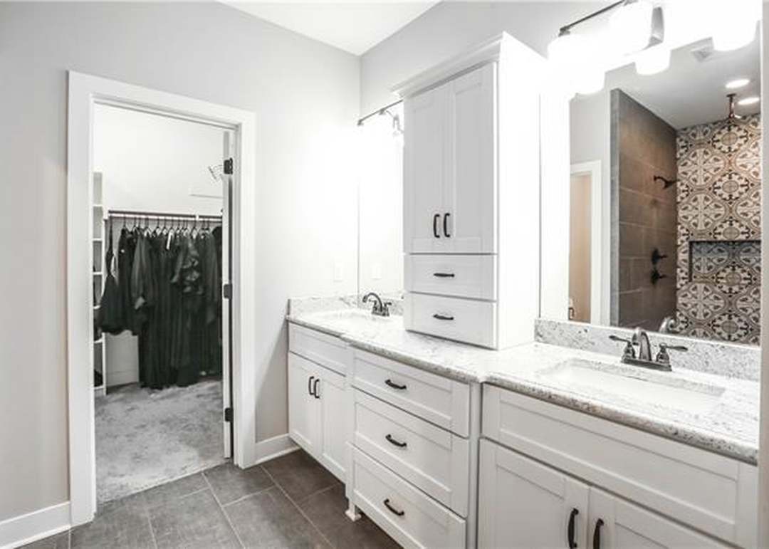 8500 Valley Spring Drive — photo 20