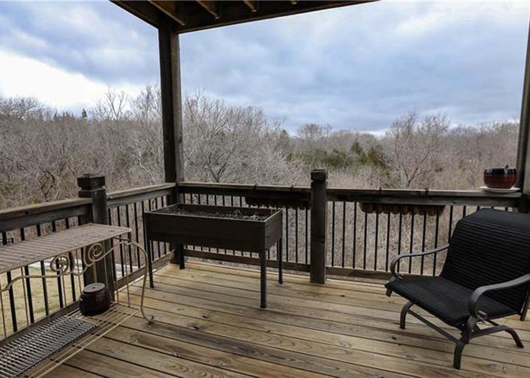 8500 Valley Spring Drive — photo 33